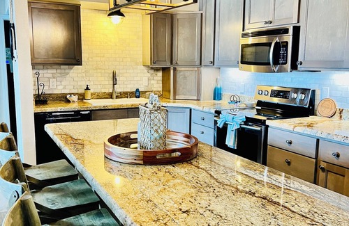 South Padre Island Condo | "August Special" Amazing Beach Views w/Fireworks on weekends!Close to hotspots!