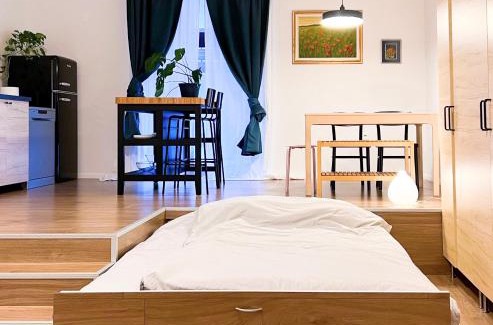 Idrija Apartment | Aumetz square apartment