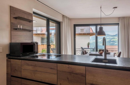 Fie allo Sciliar Apartment | 'AUMIA Apartment Rubin' with Mountain View & terrace