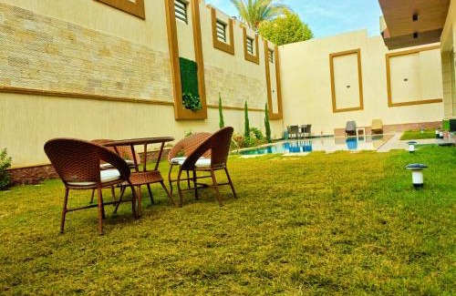 Sheikh Zayed City Villa | Aurora sky view suite
