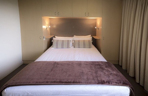 Burleigh Heads Apartment | Aussie Resort