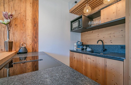 Schonbach Apartment | Authentic cosiness with a mountain panorama