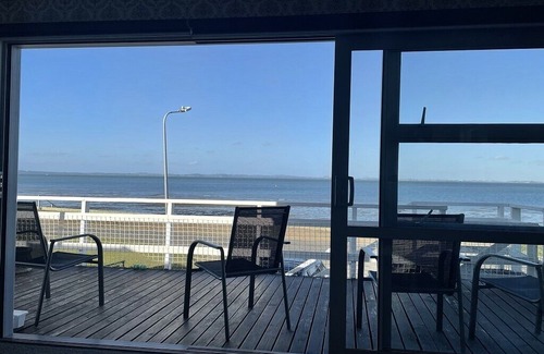 Grahams Beach House | Authentic bach at water's edge.