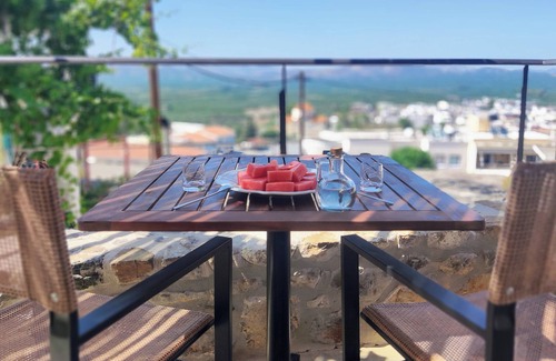 Archanes-Asterousia Apartment | Authentic cretan village slow living with style & spa
