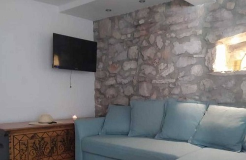 Kaprije Villa | Authentic island stone house with sea view