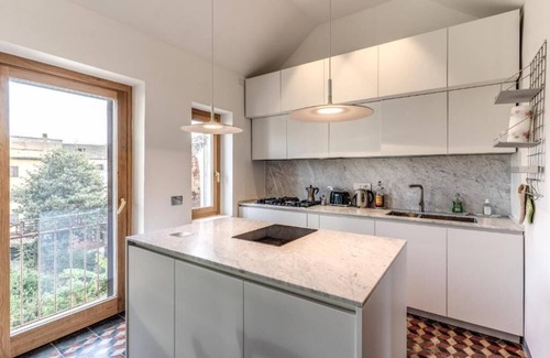 Trastevere Apartment | Authentic Roman Escape with Private Terrace & City views