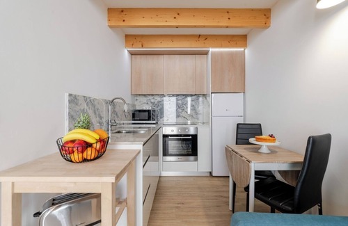 Sao Mamede de Infesta House | Authentic Studio 11 with Terrace by HostWise