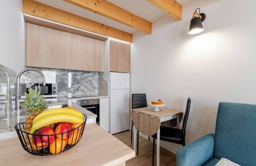 Sao Mamede de Infesta House | Authentic Studio 9 with Terrace by HostWise