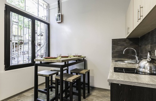 Vera Apartment | Authentic Tbilisi soul, 2 bedroom, 2 toilet/shower with patio