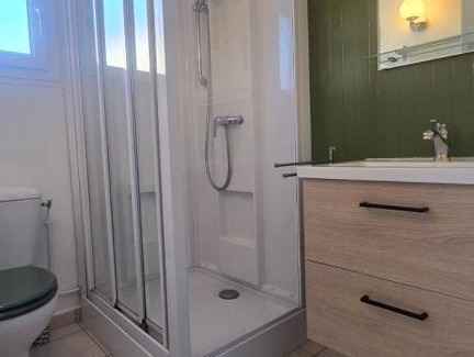 Giffaumont-Champaubert House | Aux lits du lac vue plage