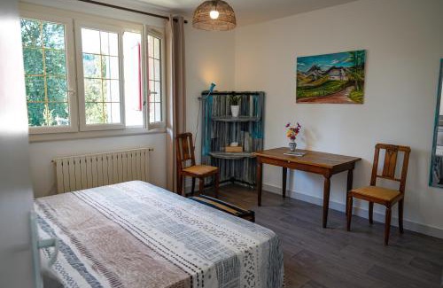 Le Malzieu-Ville Bed & Breakfast | Aux Peupliers