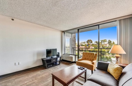 Cortez Hill Apartment | Ava Cortez Hill - CA64581