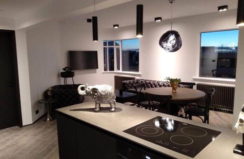 Downtown Apartment | AVA One Bedroom - on the Rainbow street