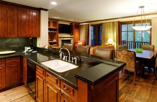 Aspen Condo | Avail: Jun 28-Jul 5, Jul 19-26, Jul 26-Aug2, Aug9-16, Aug16-23, Aug23-30 & Sep!