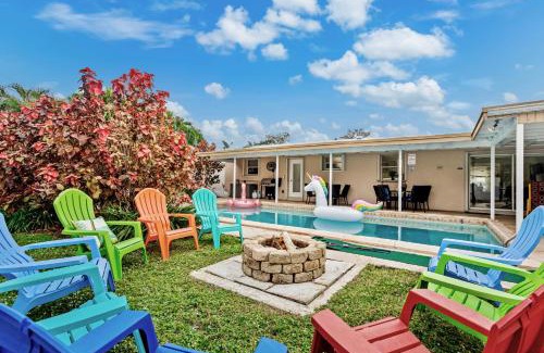 Pembroke Pines House | Available This Weekend Pool, Game Room, Pets