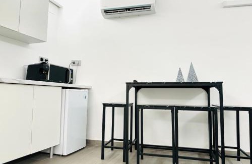 El Pilar Apartment | Avakian Suite Valencia