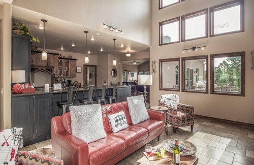 Ruidoso Cabin | Avalon | Spacious Retreat, Treetop Views, Hot Tub