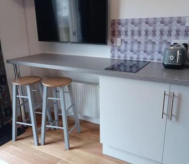 Aviemore Apartment | Avalon Studio. Comfy well equipped cosy studio.