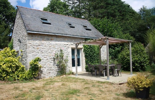 Plumelin House | AVALON "The Lodgings of the Grail"