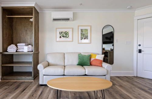 Northeast Virginia Beach Hotel | Avamere 206 Inn at Old Beach