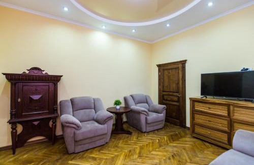 Lviv City Center Apartment | Avangard on Qn Roman St 26 Apart 7