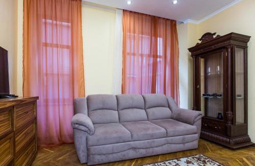 Lviv City Center Apartment | Avangard on Qn Roman St 26 Apart 7