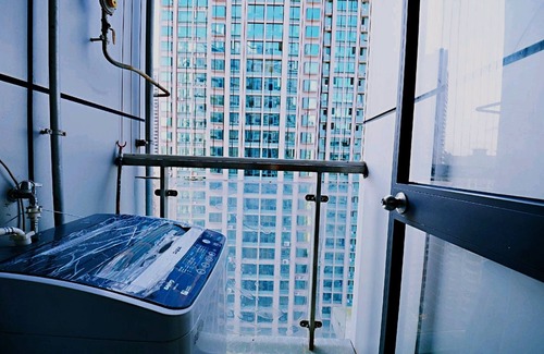 Nanshan Apartment | Avatar Fireworks Queen Bed Studio in Center Futian