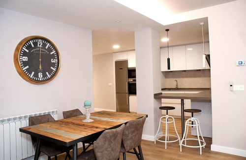 Old Town House | AVELEON A, In the center of León, luxury apartment close to everything important