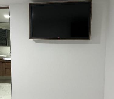 Manizales Apartment | AVENIDA SANTANDER EL TRIANGULO HABITACION 4
