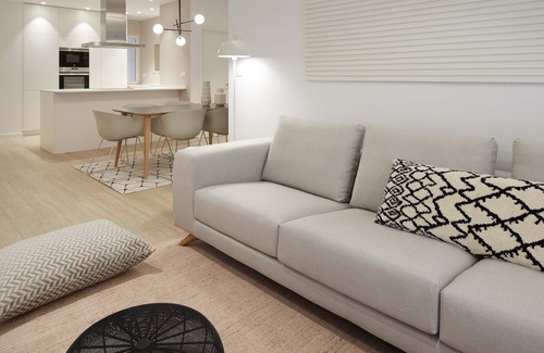 San Sebastian Centro Apartment | Avenida Suite by FeelFree Rentals