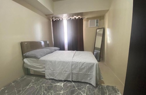 Bonifacio Global City Apartment | avida turf tower 1 unit 1111