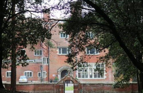 New Forest District House | Avon Tyrrell Outdoor Activity Centre