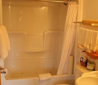 Cavendish Resort | Avonlea Cottages