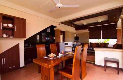 Batubelig Villa | Awan Two Bedroom Private Pool Villa in Seminyak, 5 mnts walk to the beach