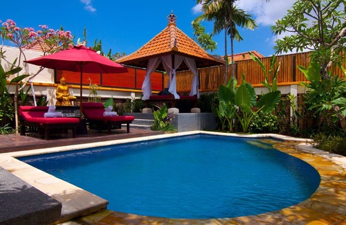 Batubelig Villa | Awan Two Bedroom Private Pool Villa in Seminyak, 5 mnts walk to the beach