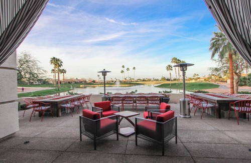 Sun Lakes House | Award winning resort community of Sun lakes. Whole house on the golf course.