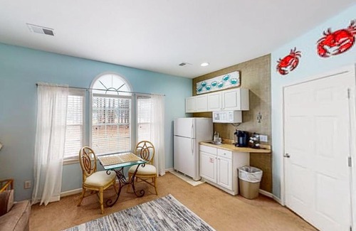 Sea Trail Hotel | Away on Avian - Unit #3406b