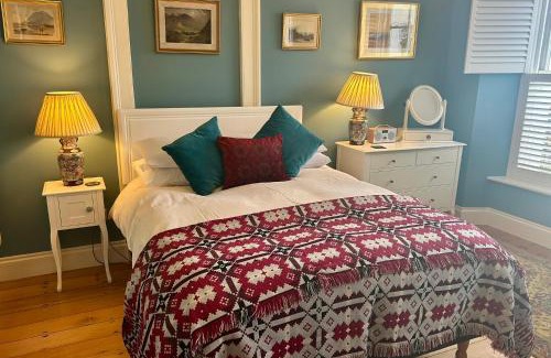 Beaumaris House | Awel y Mor