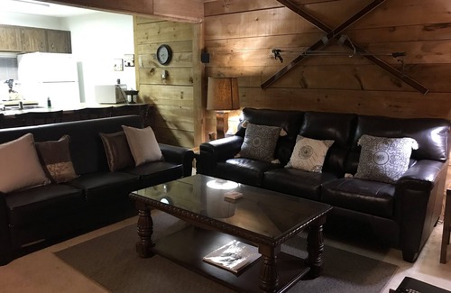 Seven Springs House | Awesome 7 Springs Townhouse - Sleeps 8. On Resort Premises. Wifi and More!