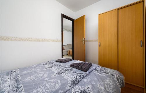Rovinjsko Selo Apartment | Awesome Apartment In Rovinjsko Selo