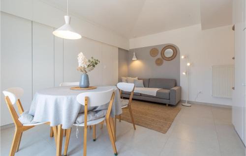 Izola Apartment | Awesome Apartment In Izola With Wifi