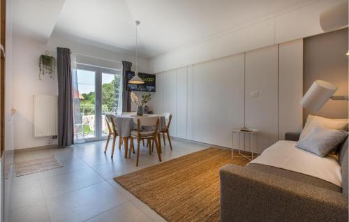 Izola Apartment | Awesome Apartment In Izola With Wifi