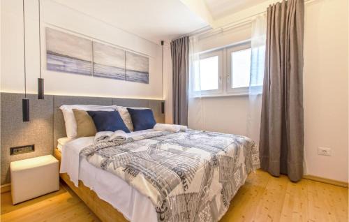 Izola Apartment | Awesome Apartment In Izola With Wifi