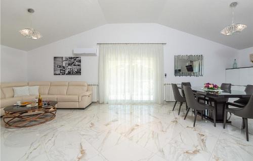 Kastel Apartment | Awesome apartment in Kastel with 2 Bedrooms and WiFi