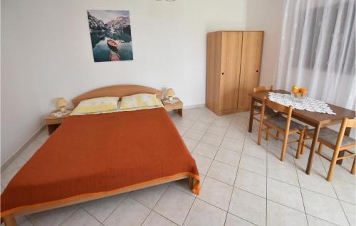 Kustici Apartment | Awesome Apartment In Kustici
