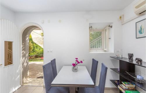 Municipality of Omisalj Apartment | Awesome Apartment In Omisalj With Wifi