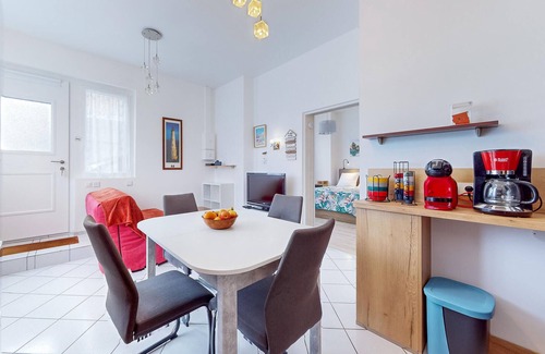 Royan Apartment | Awesome apartment in Royan with Wi-Fi