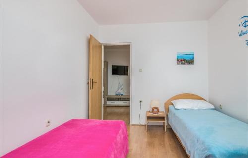 Stara Baska Apartment | Awesome Apartment In Stara Baska With House Sea View
