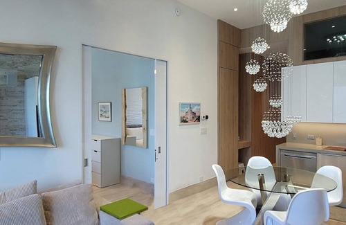 South Beach Condo | Awesome Brand New 5-Star 2-BR Condo - Ocean View!