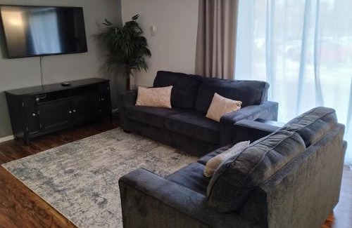 Southwest Raleigh Apartment | Awesome Condo in Central Raleigh